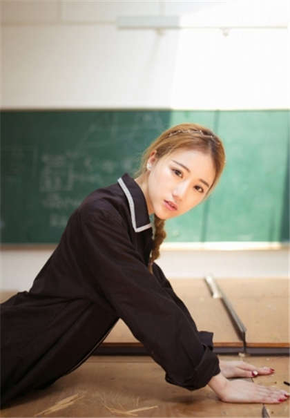 我的同居表哥-两根一起进太大了_偶糖恋事