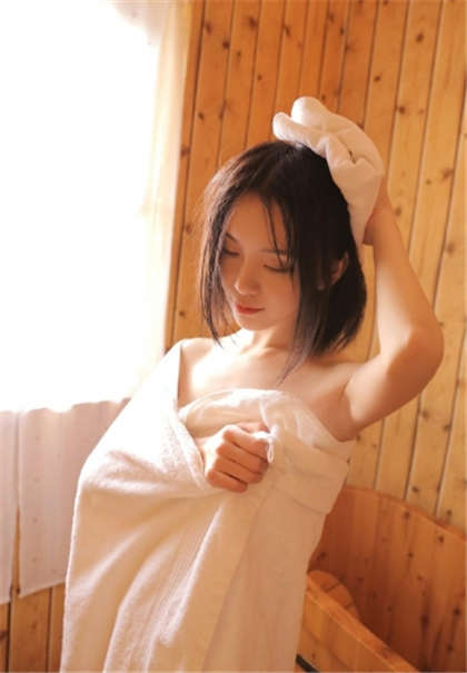 黄文浴室-啊哦快到了再_偶糖恋事