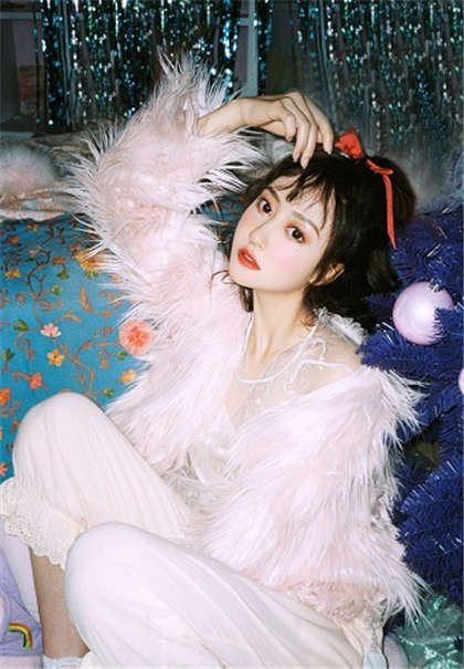 啪啪黄色小说-上课掀裙子从后进去t_偶糖恋事