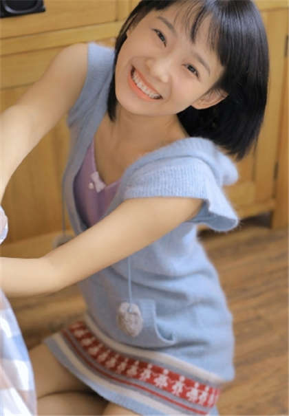 污污的校园文-揉她的大白胸把她摸湿_偶糖恋事