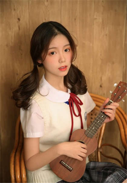 老伯舔我的舌头和-被陌生吸奶_偶糖恋事