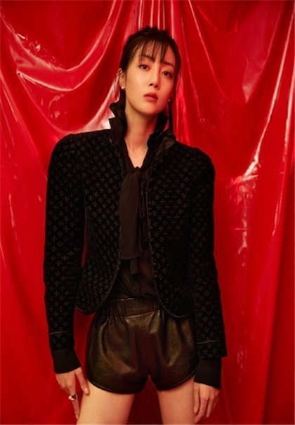 嗯嗯舒服再往里面一点-很黄很high文片段_偶糖恋事