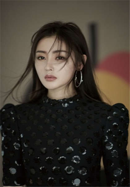 啊,慢点有人-办公室里上演的激情_偶糖恋事