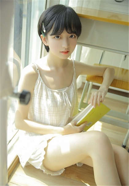 小黄文一看必湿-老头下药不停的揉搓我的乳_偶糖恋事