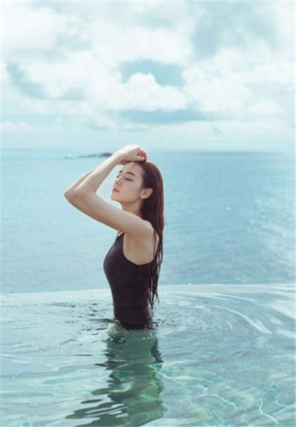 老师我受不了污小说-上课把手探入校花裙子里_偶糖恋事