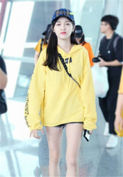 我的污表组文章-让女同桌帮我给我口_偶糖恋事