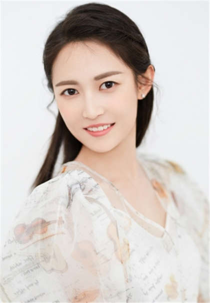 好硬好大我流了好多水-他把我抵在包厢的墙壁上_偶糖恋事