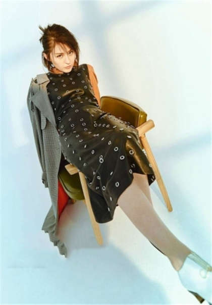 啊…好深-在地铁女的被蹭出了水_偶糖恋事