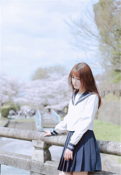 小黄色小说-公车系列诗锦全文阅读_偶糖恋事