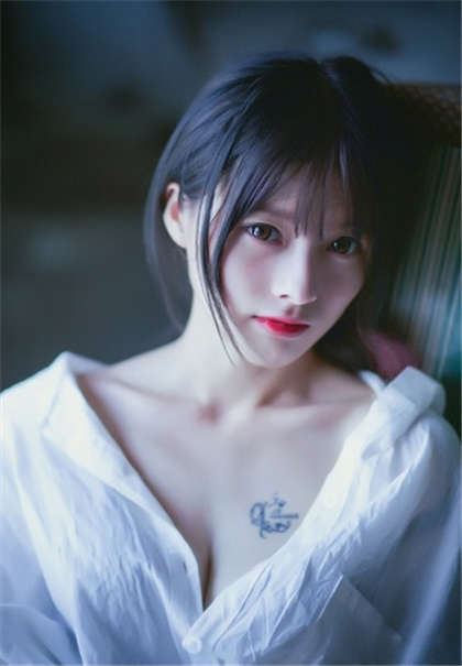 yin荡的高中生活-在水里做的文_偶糖恋事