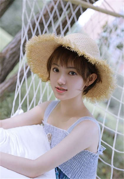 嗯嗯,好大小说-他粗暴的挺进了我_偶糖恋事