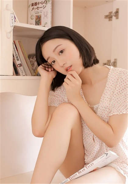 屁股翘起来爸爸要进来歌词-他还用嘴添我的阴道_偶糖恋事