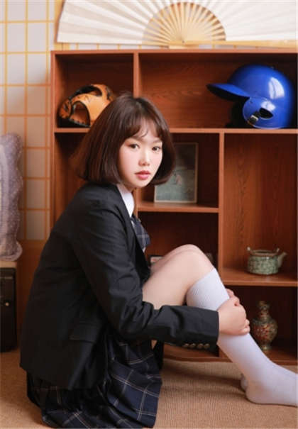 插入深一点-中学生教室偷食禁果_偶糖恋事