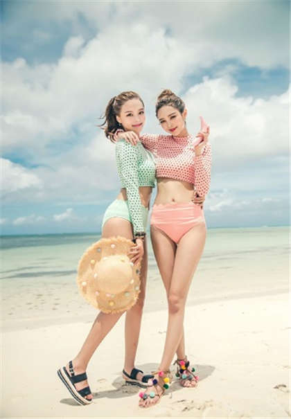 车上好紧好爽再浪一点-男友忍不住叫我腿张开_偶糖恋事