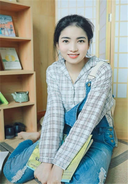 让人会很多流水的小说-美腳女教師_偶糖恋事