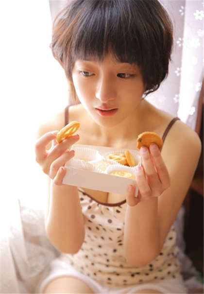 公车淫乱小说-经典乱小说篇合集_偶糖恋事