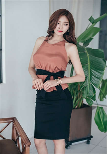 啊,再深一点好快再快点,嗯~-两根硕大挤进_偶糖恋事