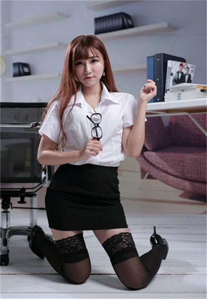 纯肉文推荐-大叔那东西硬邦邦_偶糖恋事