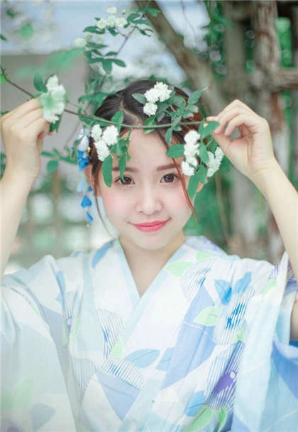 插插插小说-被男同桌撕裂内衣故事_偶糖恋事