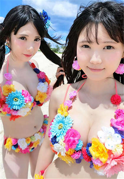 很污的小黄小说-家教老师让我穿着珍珠内裤上学_偶糖恋事