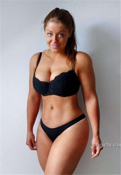 又紧又湿的小说-两根硕大_偶糖恋事