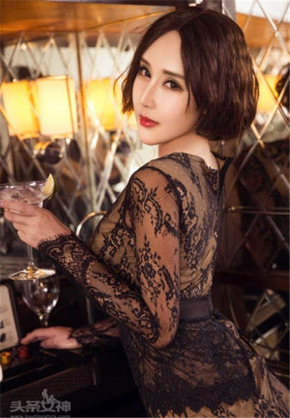 我和夏老师好上了-被各种工具调教的校花_偶糖恋事