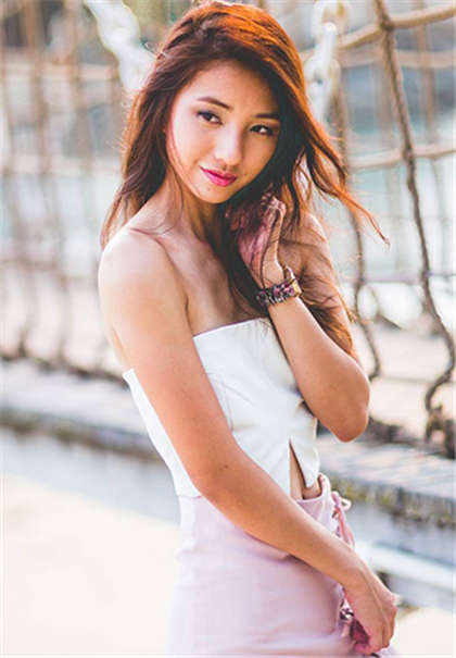 黄色 小说片段-上班b痒想做_偶糖恋事