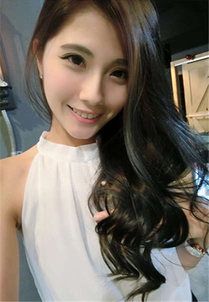 有点污有点黄的小说片段-枕边王妃不承欢最新_偶糖恋事