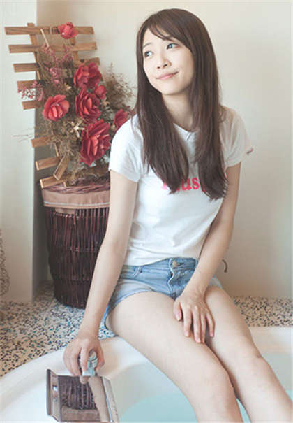 色裸文章-现代短篇肉肉言情文_偶糖恋事