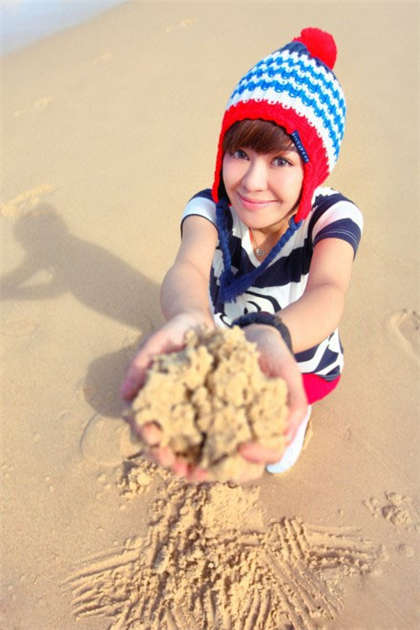 很黄很肉很色的小说-黄的让人看到湿_偶糖恋事