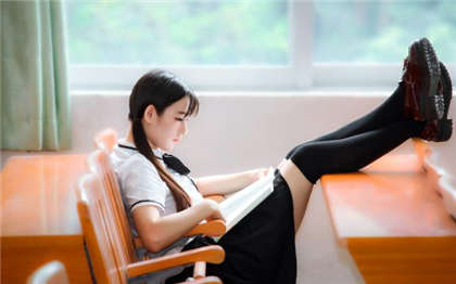 同桌的大奶子-当面强暴_偶糖恋事