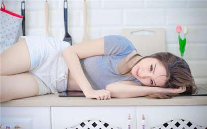 学校教室黄文污-公公快点啊_偶糖恋事