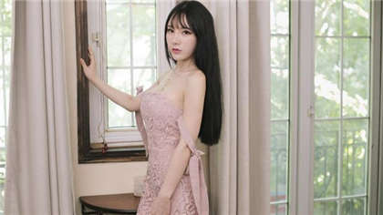 好大好硬好舒服-校草把我按在床上800字_偶糖恋事