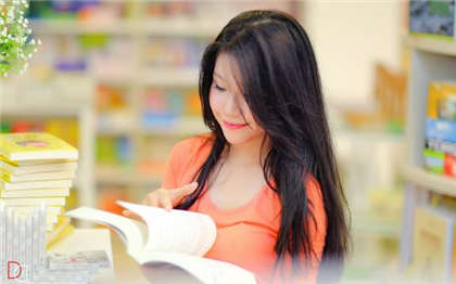 肉肉的污污的小说-三人一起做污污污的事_偶糖恋事