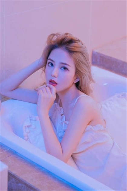 乱欲狂欢-少爷的性奴_偶糖恋事