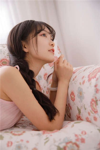 黄污淫小说-看了让人下面水多_偶糖恋事