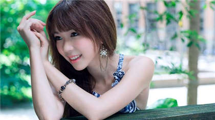 比较肉的短篇小说-带点小黄的校园小说_偶糖恋事