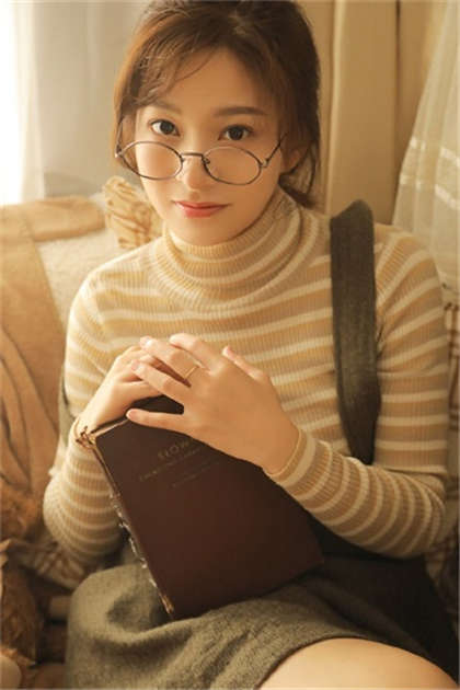 男人舔下面-少爷桃儿再深一点_偶糖恋事