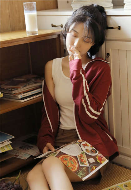 来点黄色小说-我不小心干儿媳妇_偶糖恋事