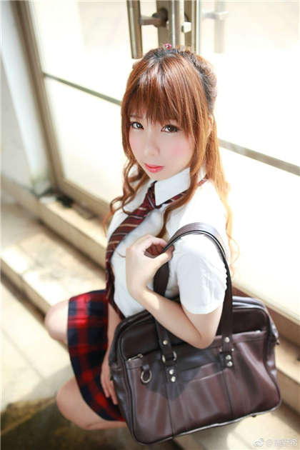 教我舔舔舔逼逼-我和同桌天天做_偶糖恋事