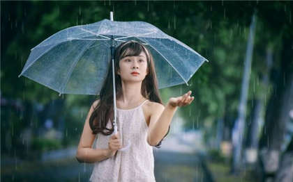 在公交车上被弄到高c-粉嫩泬p老扒系列部分_偶糖恋事