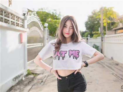 np肉小说-男友插的好深疼_偶糖恋事