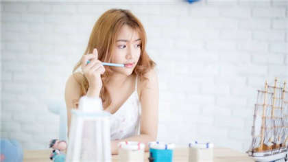 淫妻雪儿-污到你湿的h文_偶糖恋事