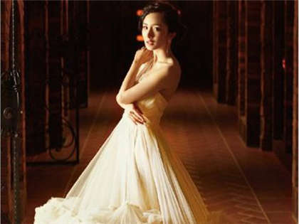 肉欲黄文-下面都湿成这样还说不要_偶糖恋事