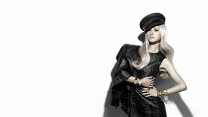 他掰开我双腿-污污的文段细节描写_偶糖恋事