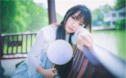 啊~嗯~嗯嗯~好爽-好硬好大好爽老师小雪_偶糖恋事