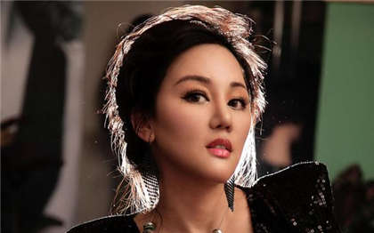 老师我受不了污小说-上课把手探入校花裙子里_偶糖恋事