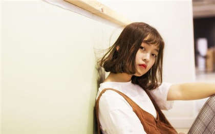 下面秒湿的短文-啊哦好快太深…啊哈_偶糖恋事