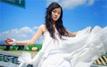 办公室强奸女秘书-bg粗俗纯肉从头做到尾_偶糖恋事