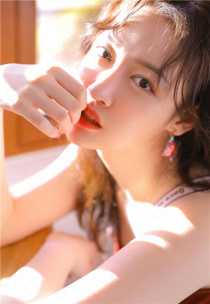 白洁好大好紧好多水-疯狂的阿姨_偶糖恋事